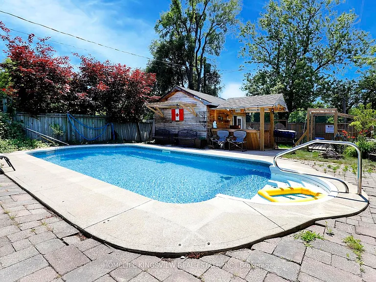 110 Longfield Rd — Photo 34