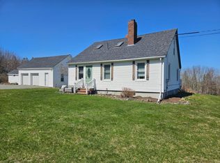 305 Copeland Hill Rd, Holden, ME 04429