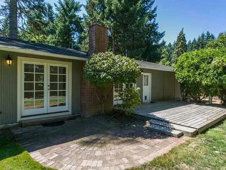 6053 Fernbrook St — Photo 3