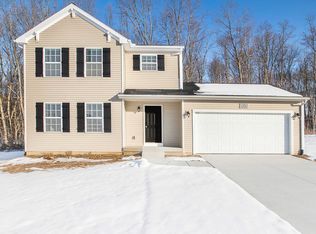 6350 Wood Hollow Ave, Kalamazoo, MI 49009