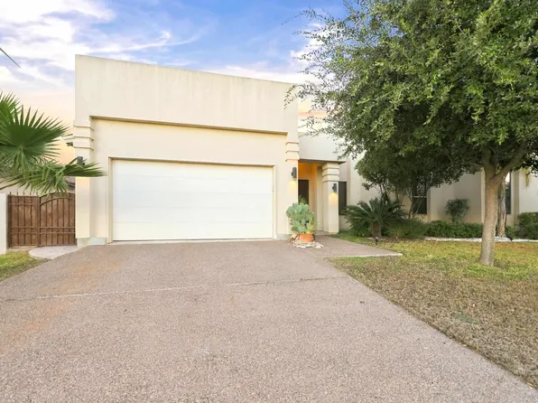 7605 Patricia Highsmith Dr, Laredo, TX 78041