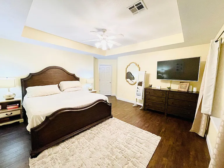 Large master bedroom