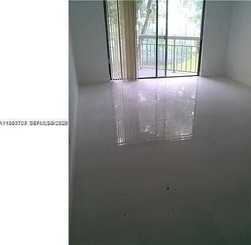8290 Lake Dr #250 — Photo 8