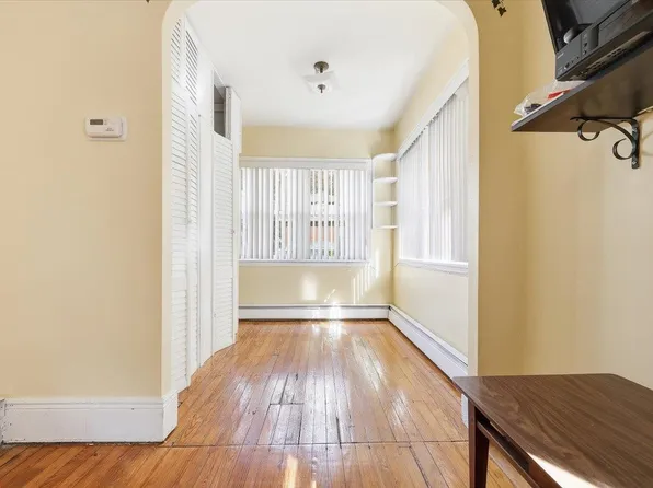 20 75th Street image 25 of 41