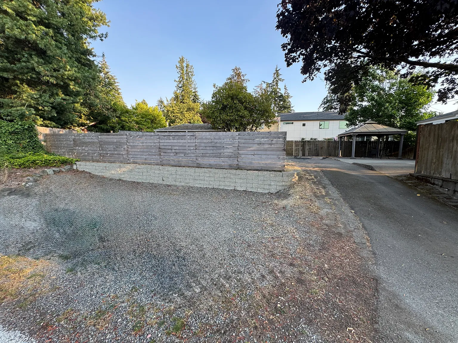 16626 15th Ave NE — Photo 3
