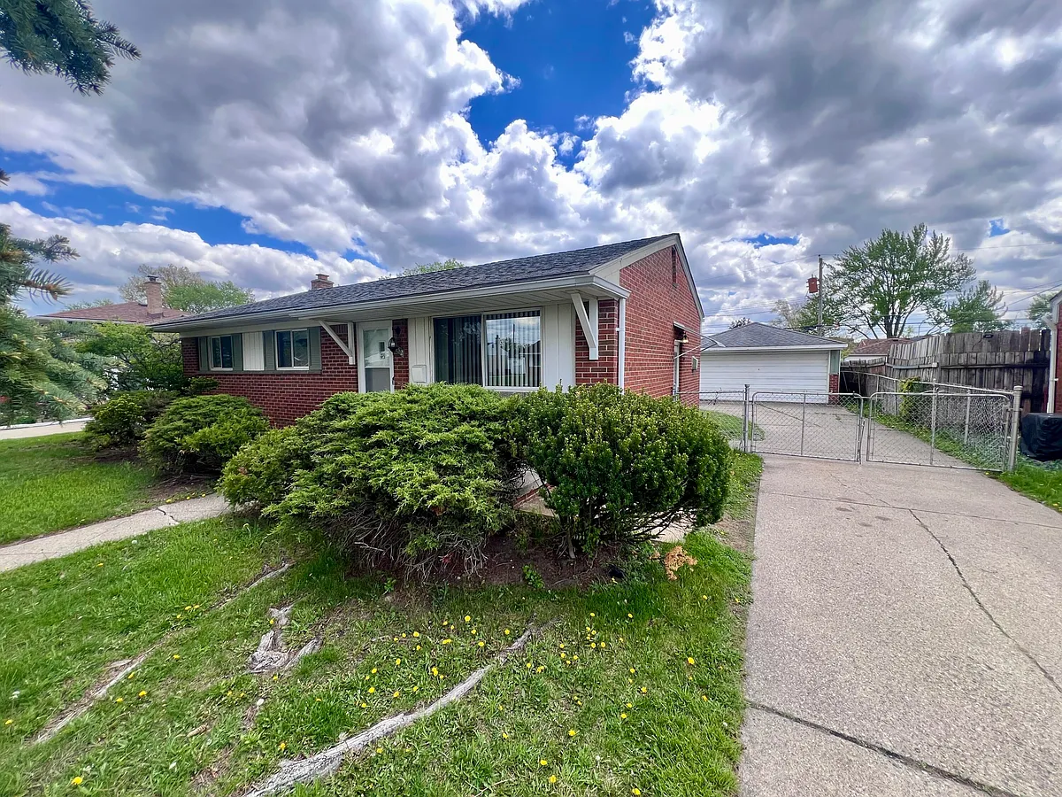 Building Photo - 2252 Winston Dr