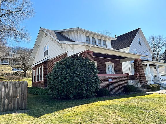 3rd image of 289 Cedar Ave