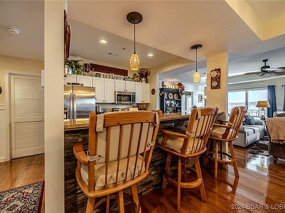 4th image of 354 W Palisades Condo Dr #2B