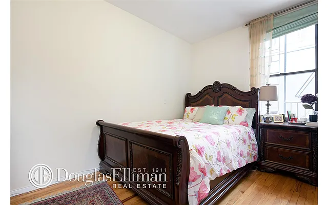 Rented by Douglas Elliman | media 29