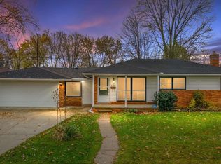23568 Linne St, Clinton Township, MI 48035