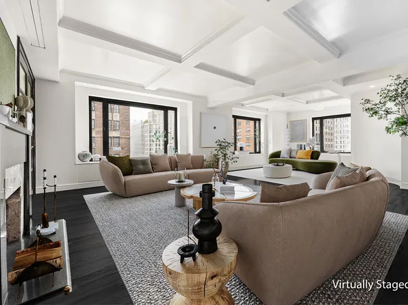 1045 Park Avenue image 2 of 18