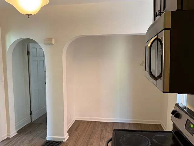 836 Collins St #1 — Photo 3
