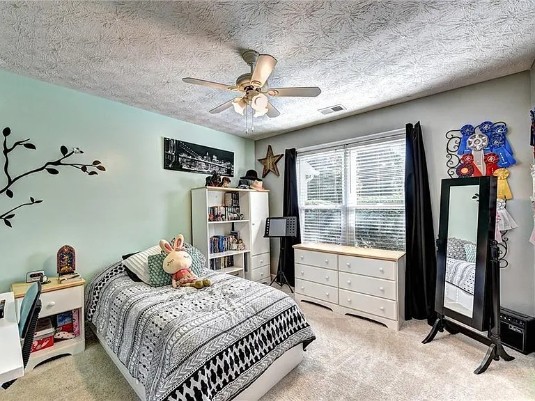 3940 Piper Glen Dr — Photo 24