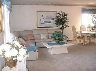 4160 Cambridge Cir, Country Club Hills, IL