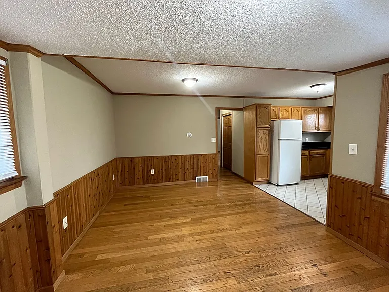 1001 Hubbard Ave — Photo 3