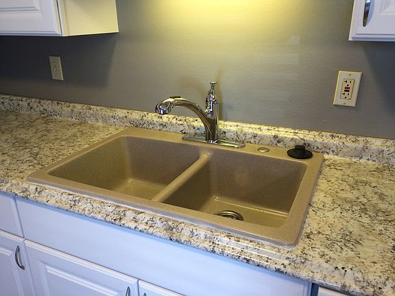 Kitchen_2