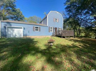 2105 Ledford Rd, Harrisburg, IL 62946