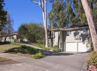 10461 Bainbridge Ave, Los Angeles, CA 90024