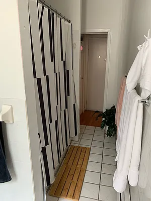 Rented by Doorway NYC, LLC | media 22