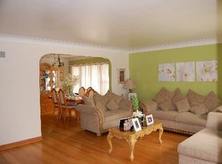 2315 S 9th Ave, North Riverside, IL 60546