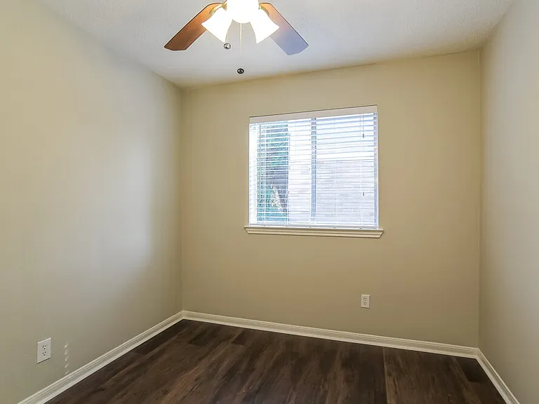 12603 Mill Ridge Dr — Photo 14