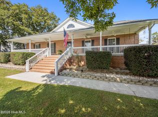 157 White Oak Bluff Rd, Stella, NC 28582