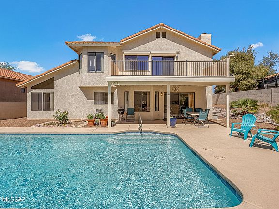 3rd image of 1091 W Graythorn Pl