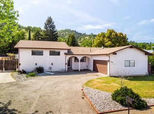 1380 Burgundy Dr, Ukiah, CA 95482