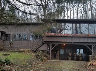 420 W Shore Dr, Lucas, OH 44843
