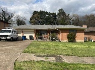 1445 Autumn Leaves Trl, Dallas, TX 75241