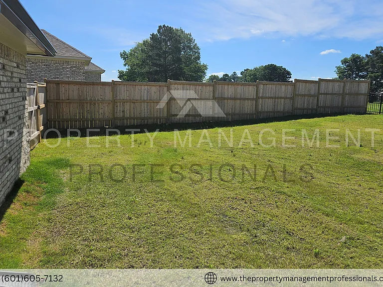 571 Patrick Farms Dr — Photo 52