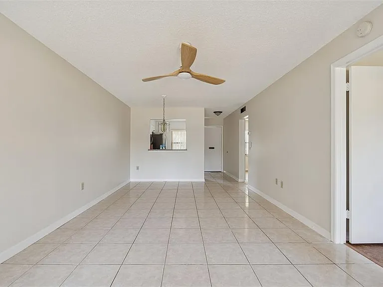 1285 Mission Hills Blvd #36-B — Photo 22