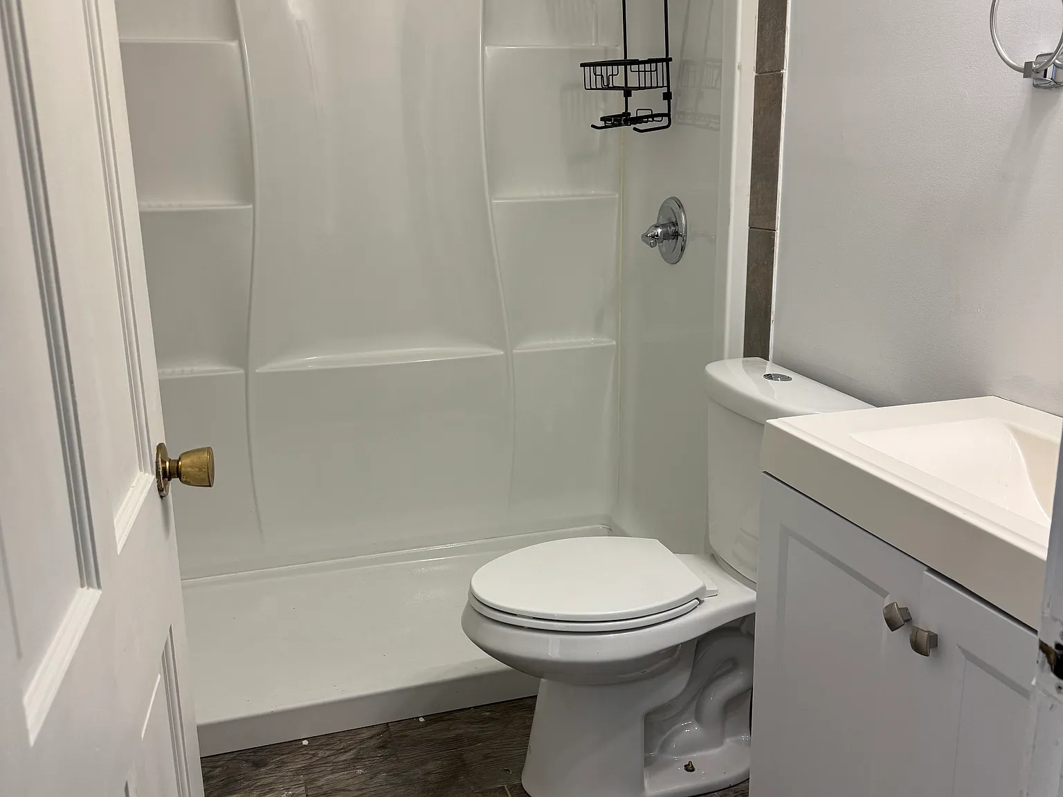 2 bed, 700 sqft, $2,000 — Photo 4