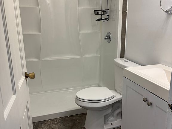 4th image of 36 West St #C