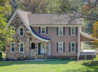 2703 Pine Hill Dr, Knoxville, TN 37932