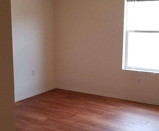 4th image of 1630 Dr Martin Luther King Jr Ave NE #17