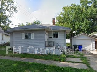 432 W Center St, Decatur, IL 62526