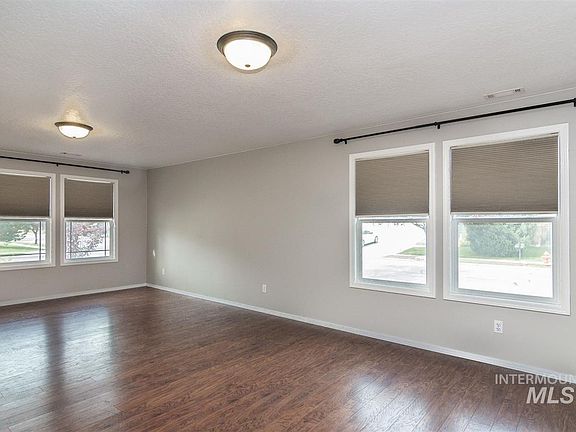 5th image of 4502 N Heritage Woods Way