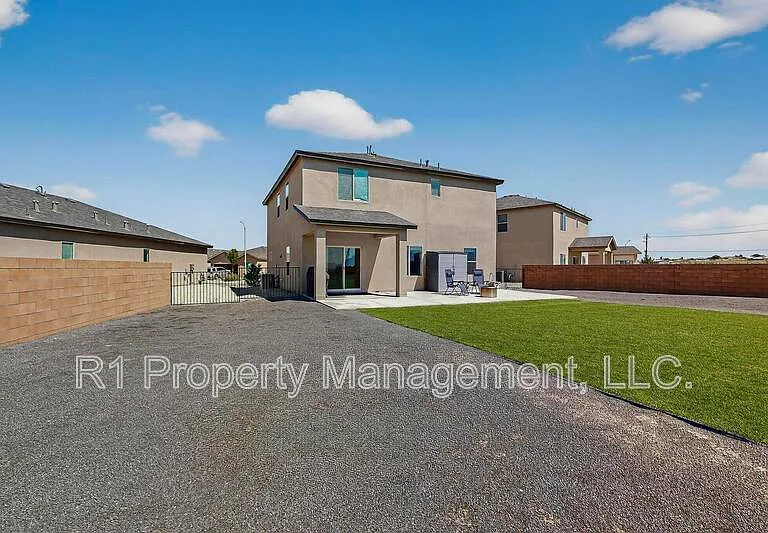 108 Hue St SW — Photo 86