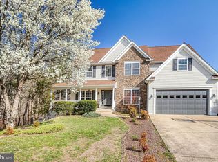 1004 Oakwood Ct, Fredericksburg, VA