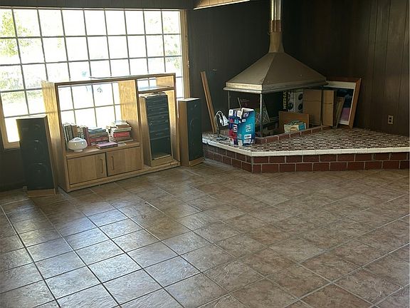 3rd image of 1635 Anasazi Ave