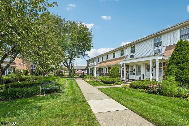 1st image of 25 River Rd #3 B