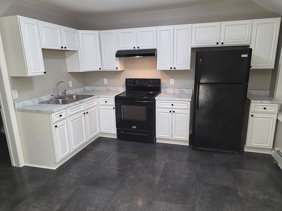 1st image of 28 Ridgeway St