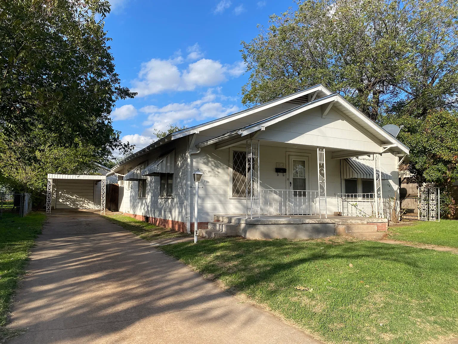 3 bed, 1328 sqft, $1,350 — Photo 2