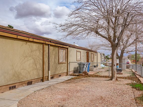 2nd image of 390 N Urie East Dr