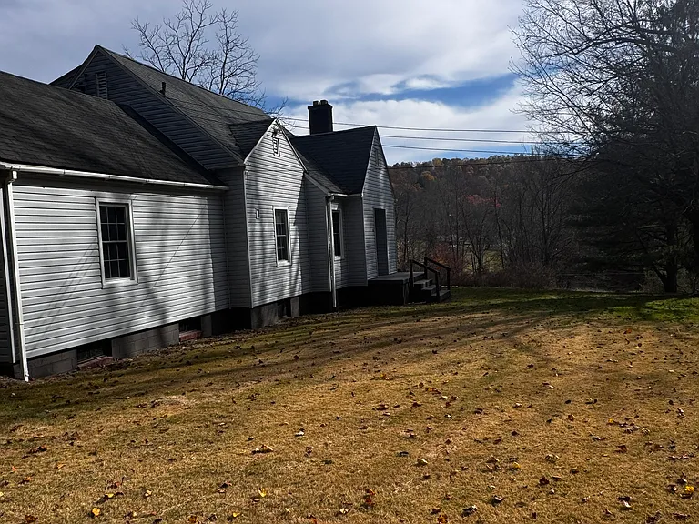 78 Nichols Rd — Photo 8