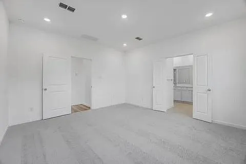 21903 Wycombe Terrace Way — Photo 10