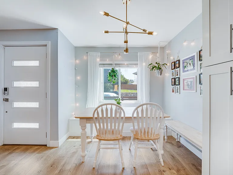 530 Kirtright St — Photo 11