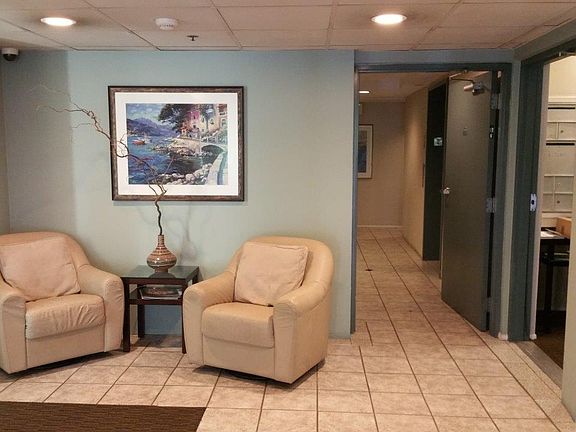 4th image of 530 Melrose Ave E APT 101