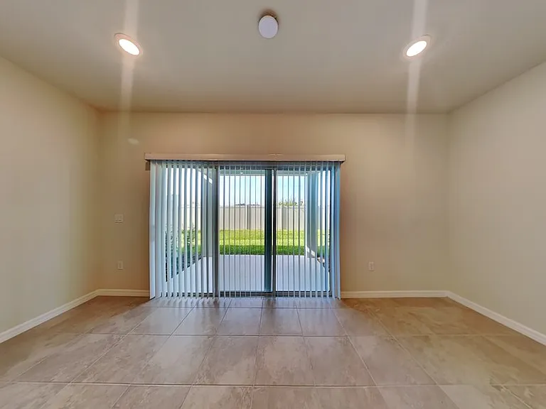 3187 Emerald Acres Ln — Photo 5